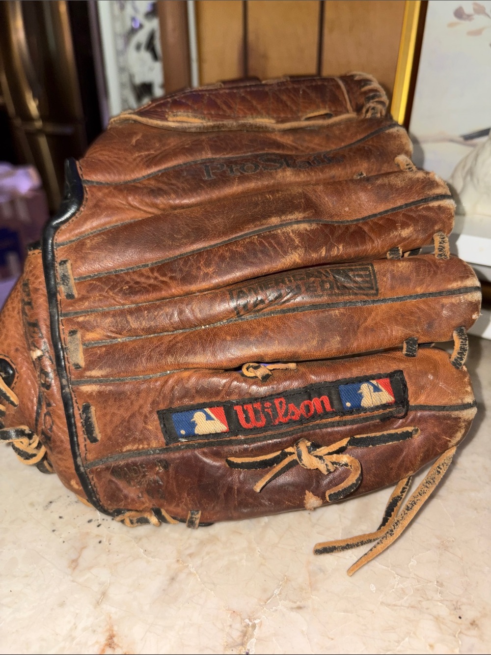 Vintage Wilson Brown Leather Men's Baseball Glove with Red & Blue Logo